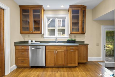 21 Morris Street Hamden CT 06517