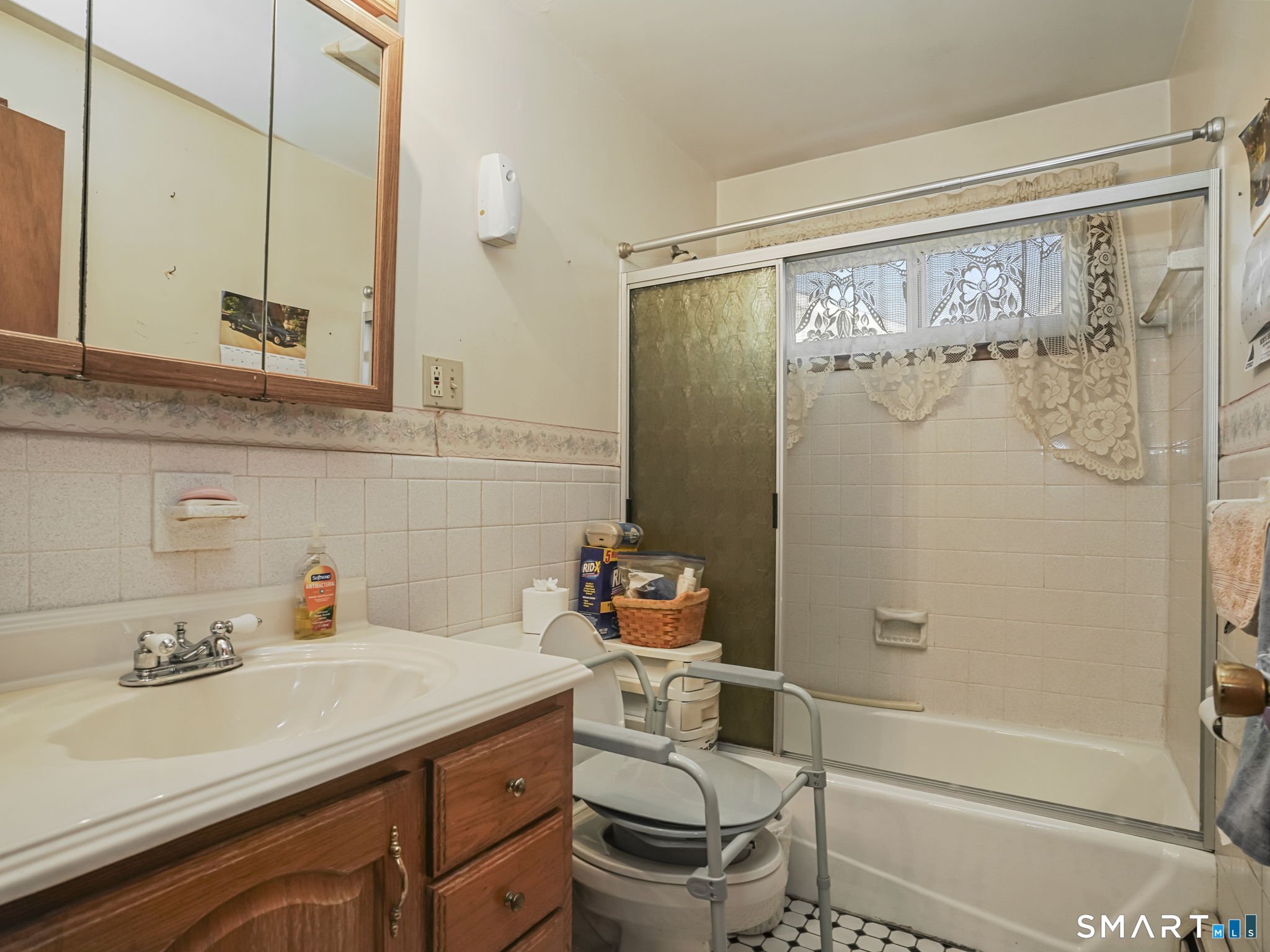 1037 South Avenue Stratford CT 06615