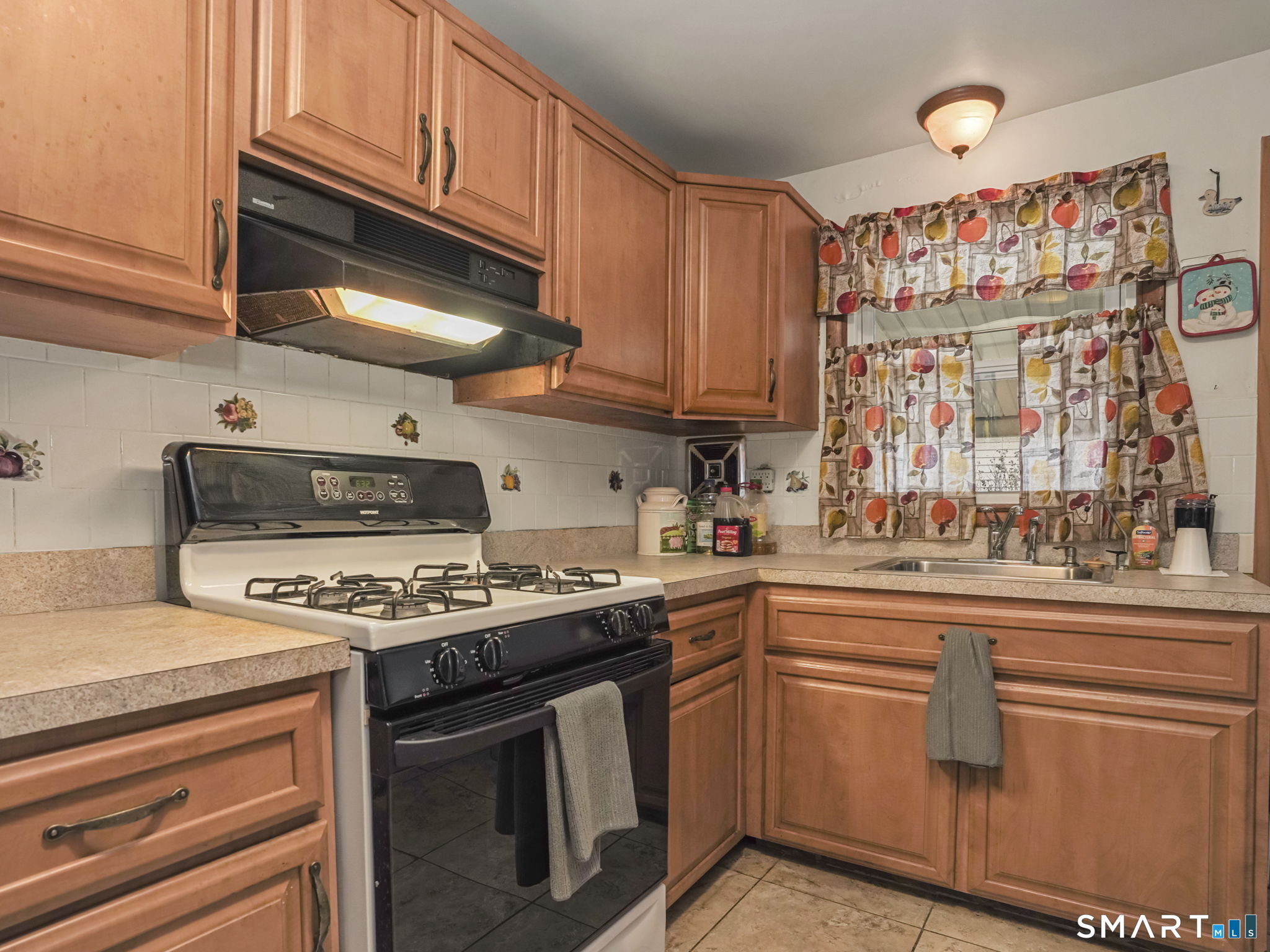1037 South Avenue Stratford CT 06615