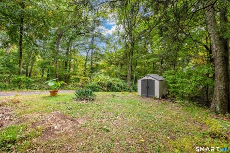 37 Sassacus Road Avon CT 06001