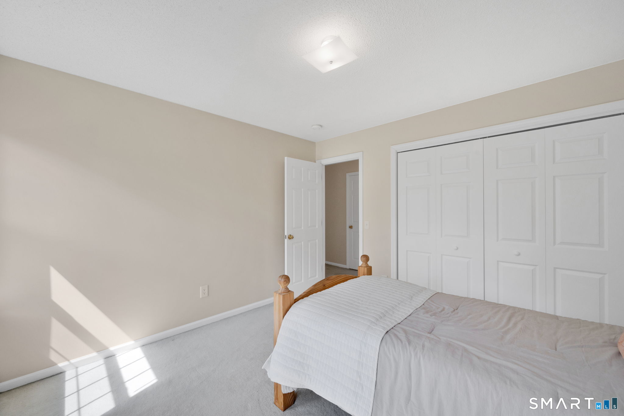 198 North Farms Road Coventry CT 06238