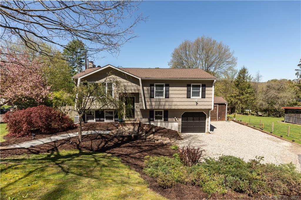 18 Palomino Drive New Milford CT 06776