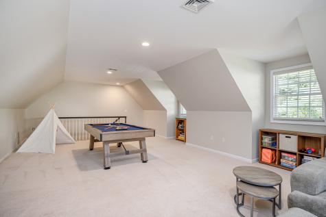 10 Wedgewood Court Newtown CT 06470