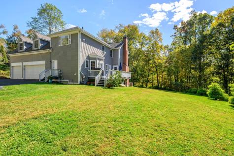 10 Wedgewood Court Newtown CT 06470