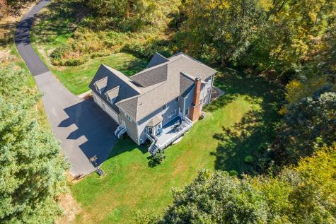 10 Wedgewood Court Newtown CT 06470