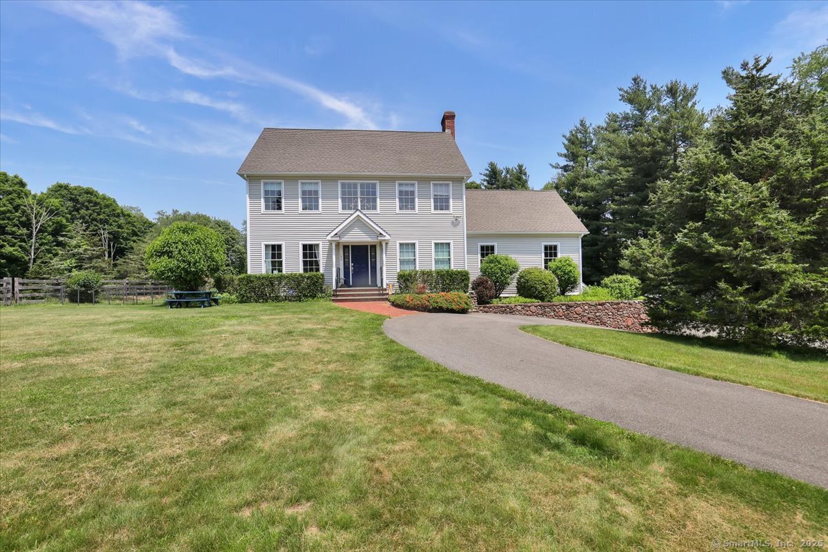 100 Round Hill Road Middletown CT 06457