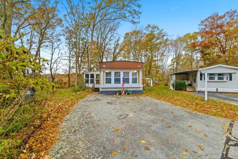 28 Golden Spur Stonington CT 06378