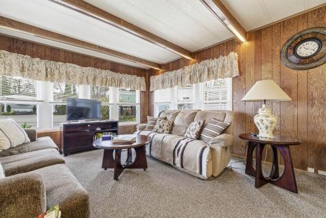 28 Golden Spur Stonington CT 06378