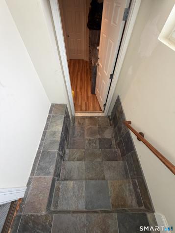 19 Gloria Place East Haven CT 06513
