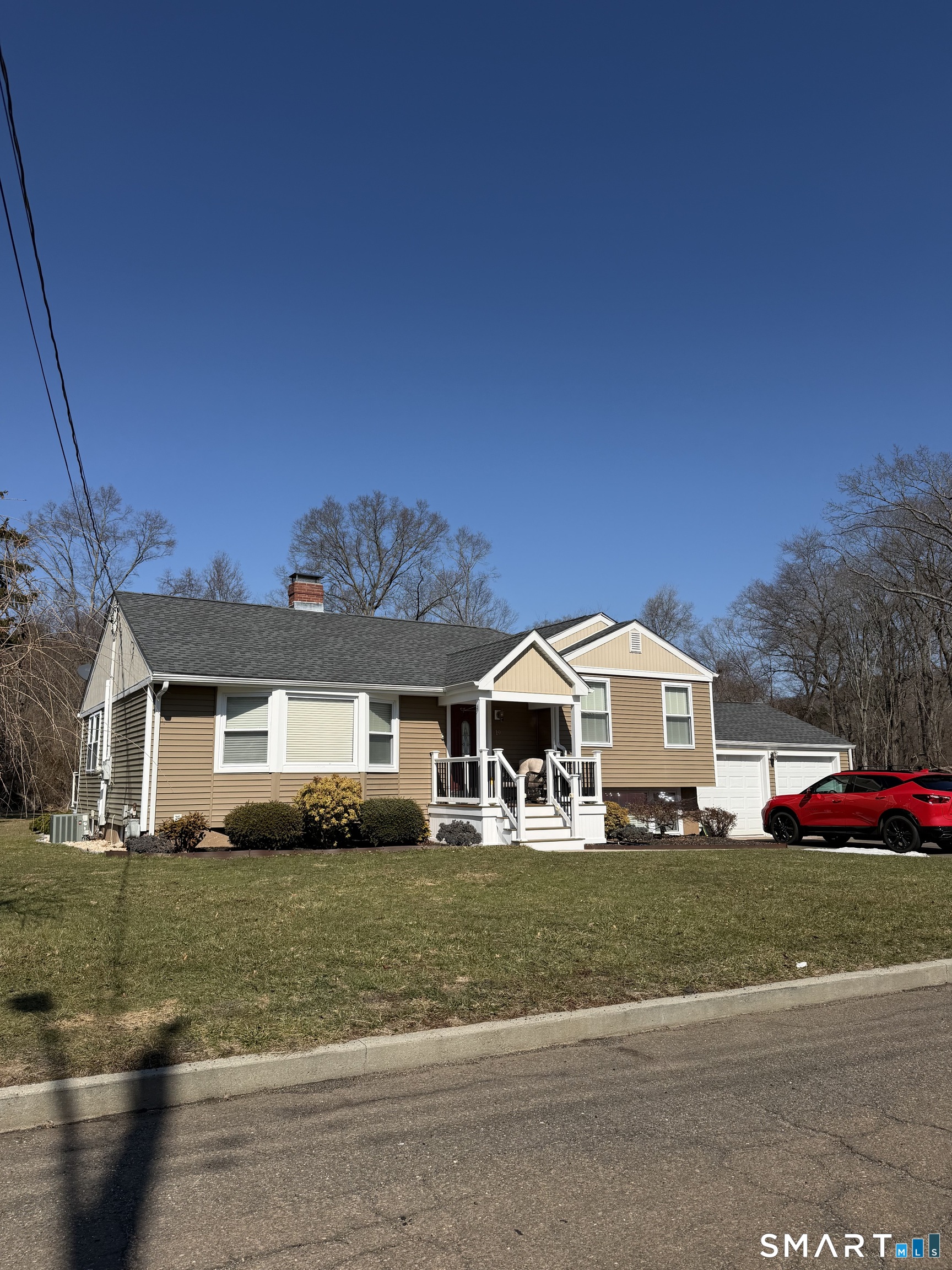 19 Gloria Place East Haven CT 06513