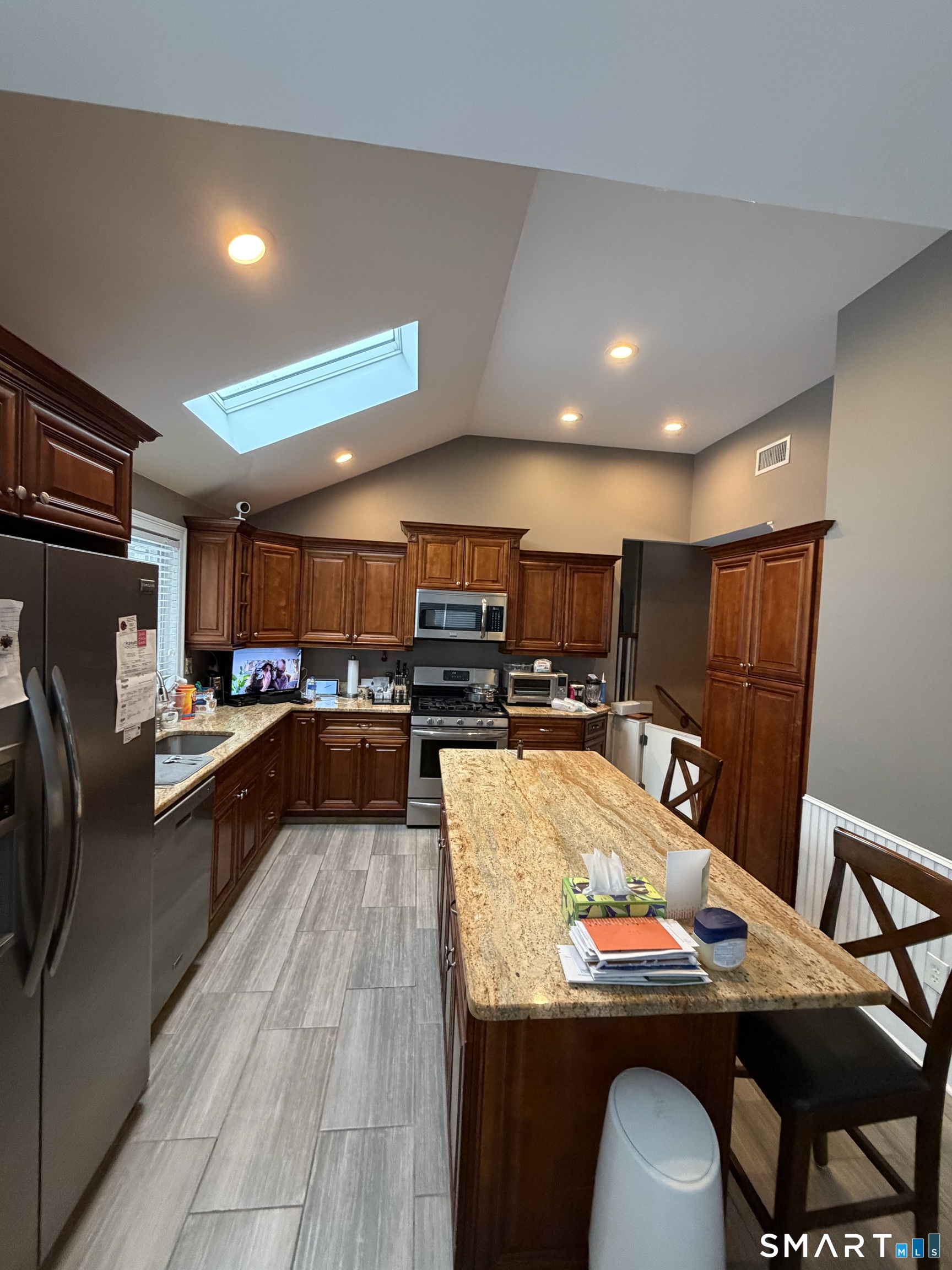 19 Gloria Place East Haven CT 06513