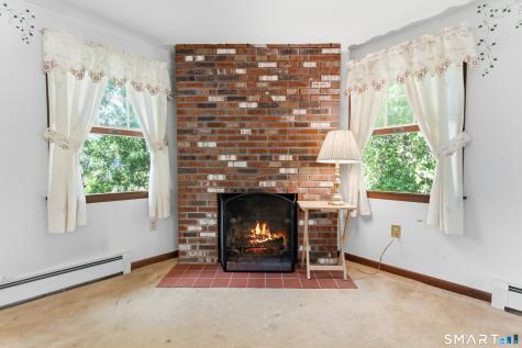 44 Occum Lane Montville CT 06382