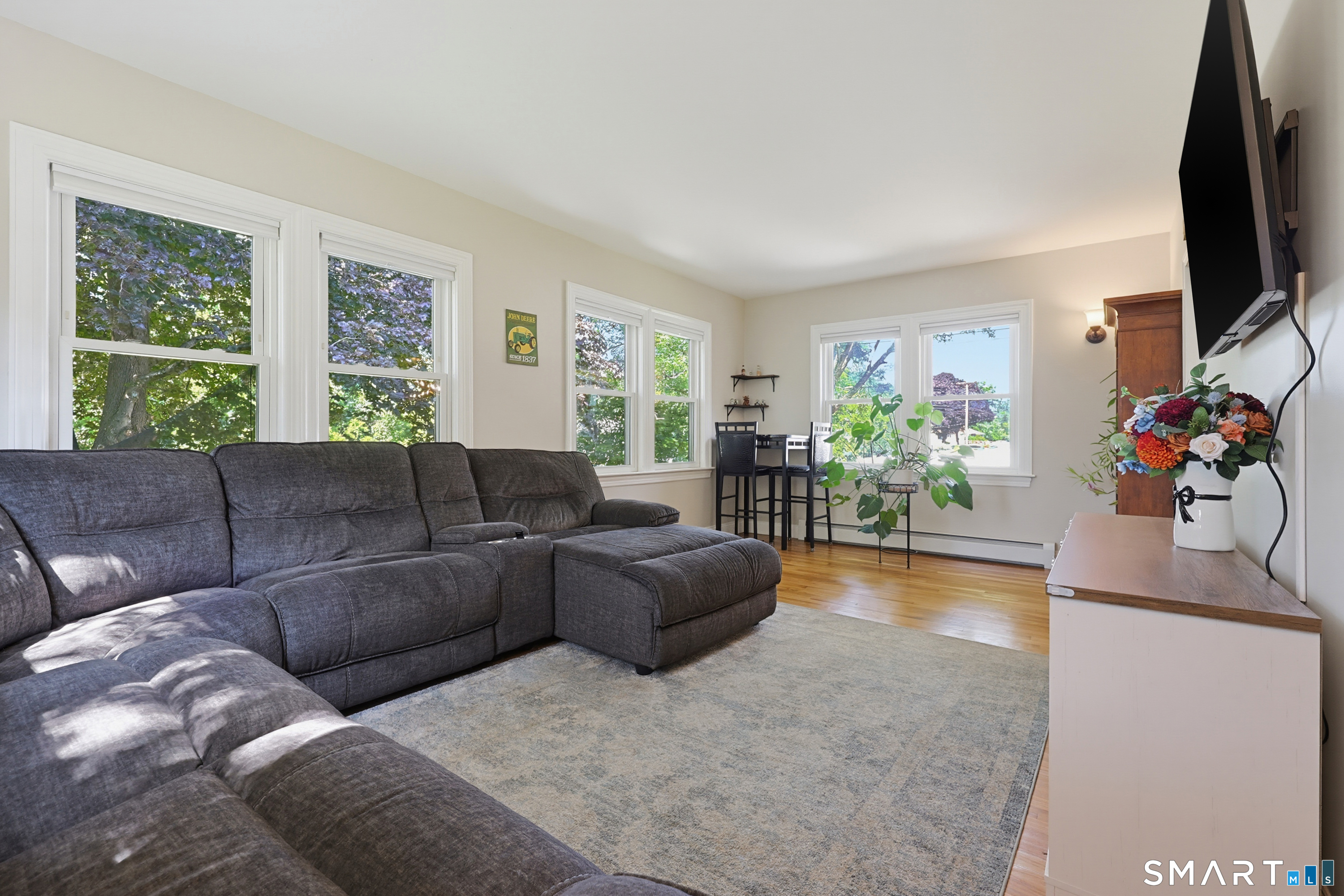 8 Whittemore Road Thompson CT 06255