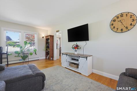 8 Whittemore Road Thompson CT 06255