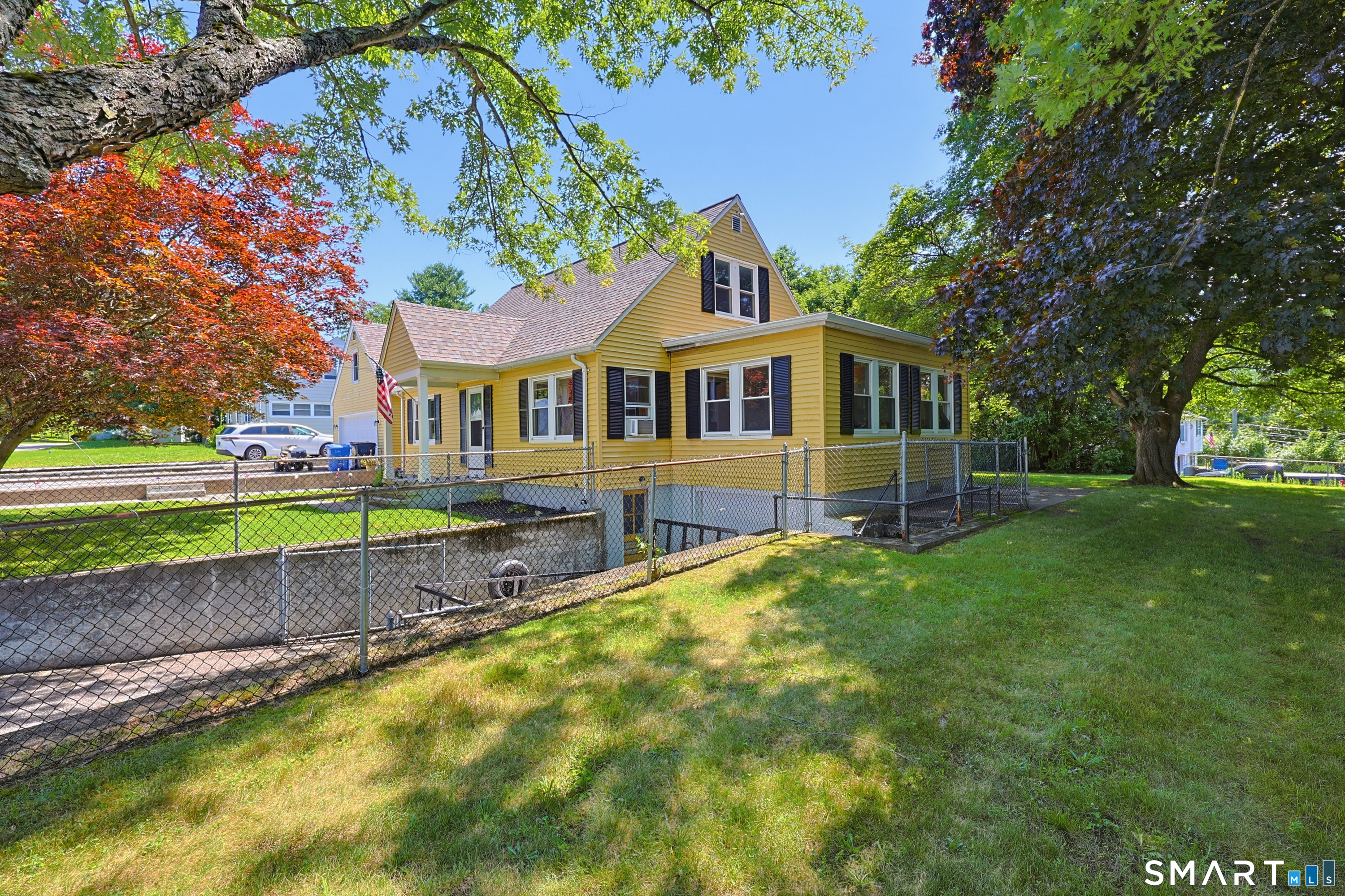 8 Whittemore Road Thompson CT 06255