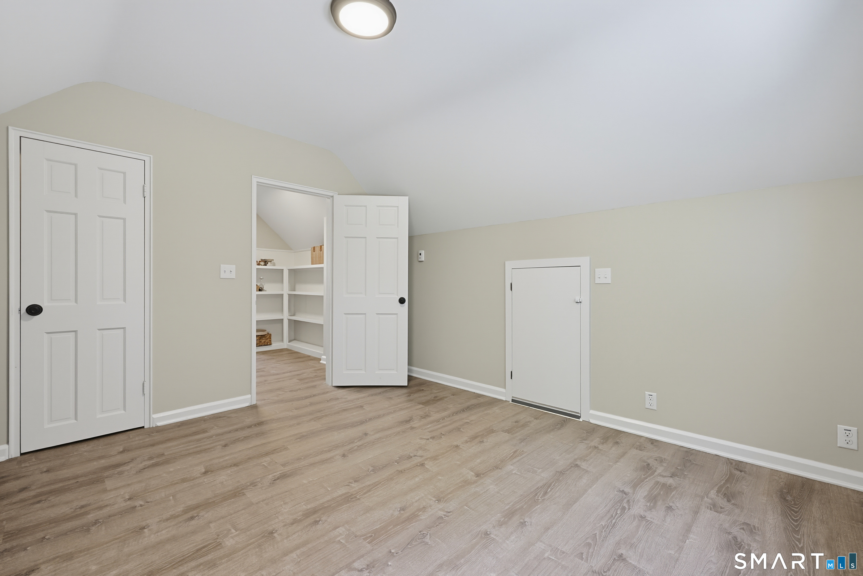 8 Whittemore Road Thompson CT 06255