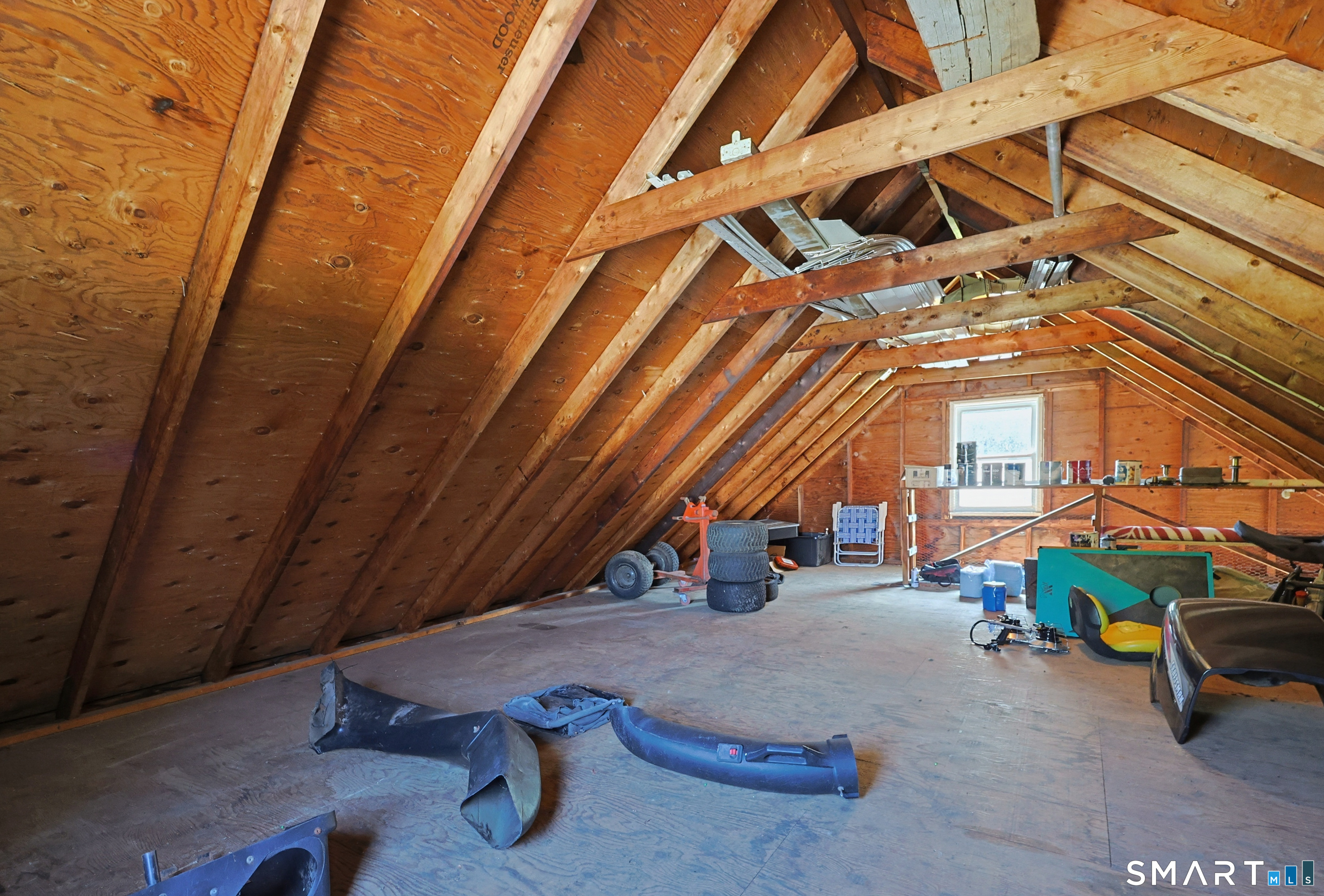 8 Whittemore Road Thompson CT 06255