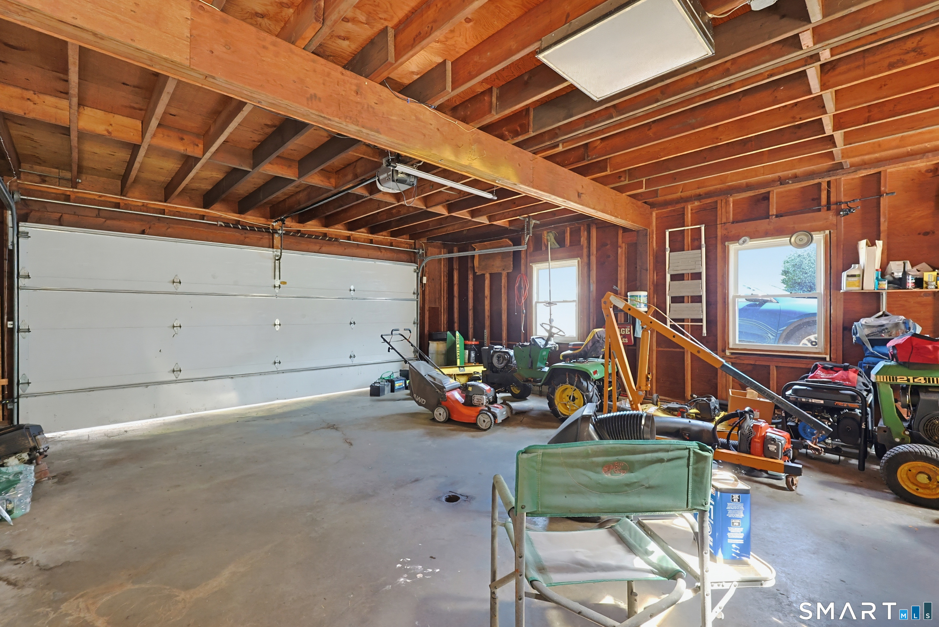 8 Whittemore Road Thompson CT 06255