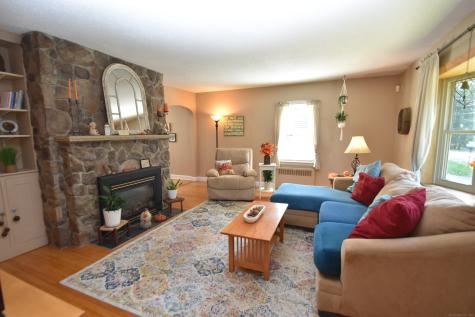 64 North Park Street Ellington CT 06029