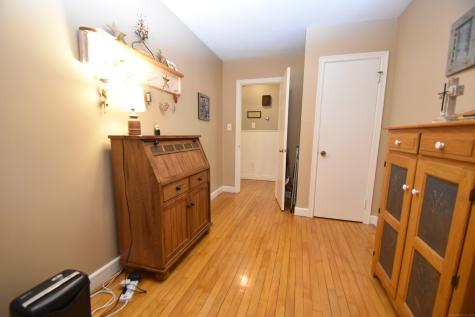 64 North Park Street Ellington CT 06029