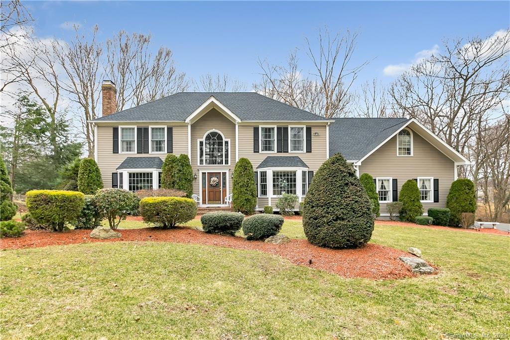 5 Apple Gate Lane Trumbull CT 06611
