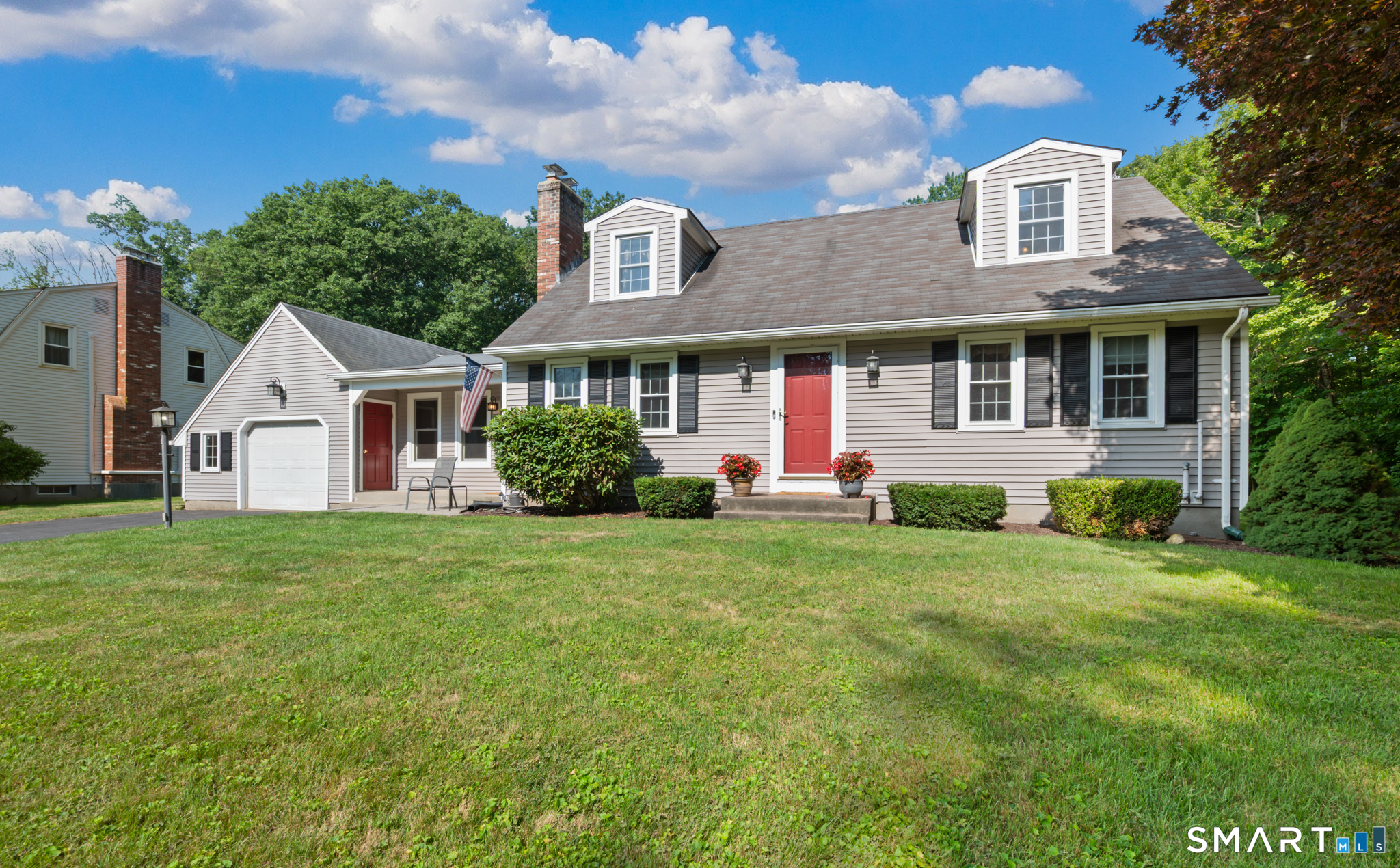 39 Plainfield Street Enfield CT 06082