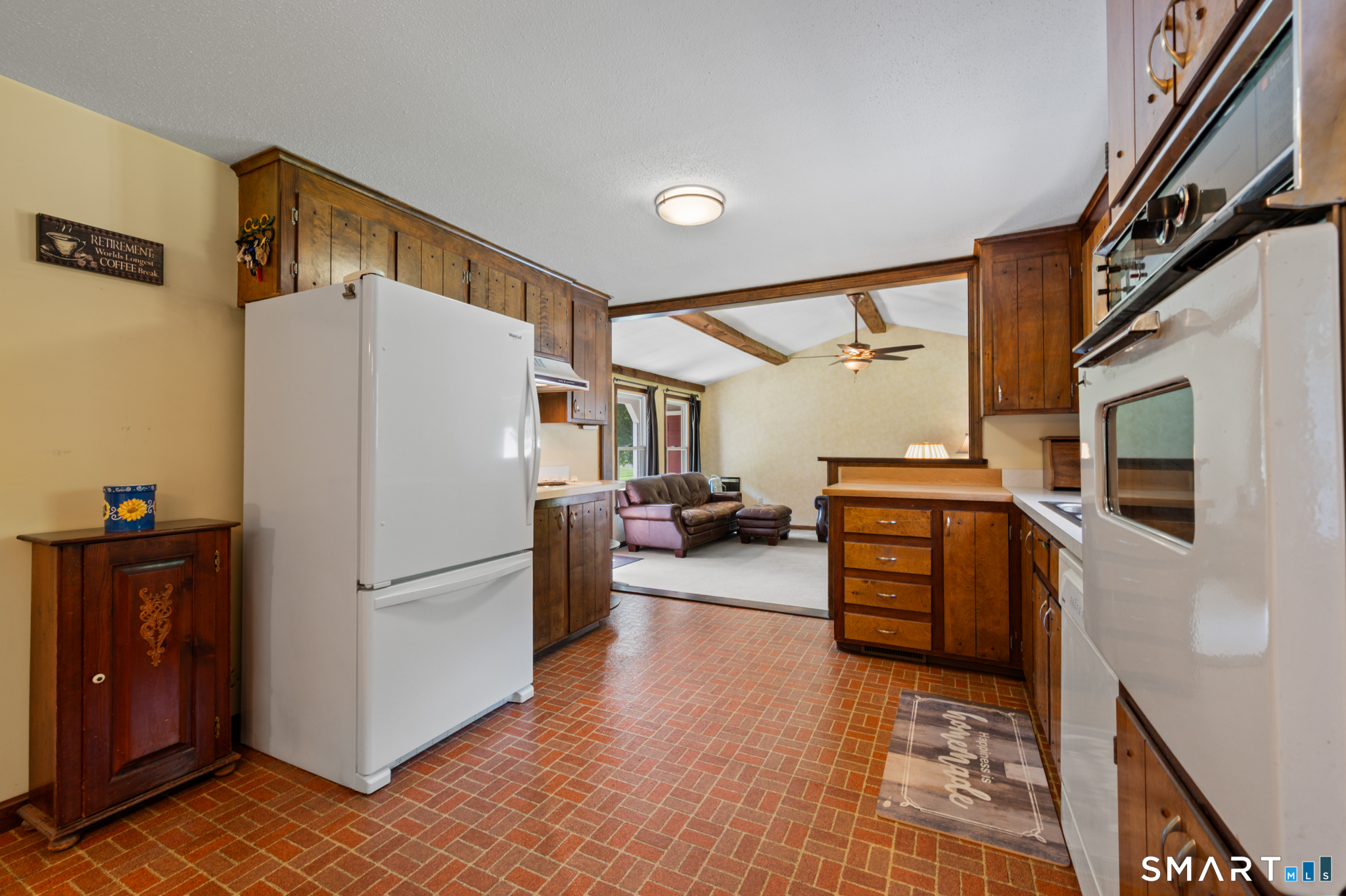 39 Plainfield Street Enfield CT 06082