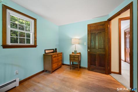 39 Plainfield Street Enfield CT 06082