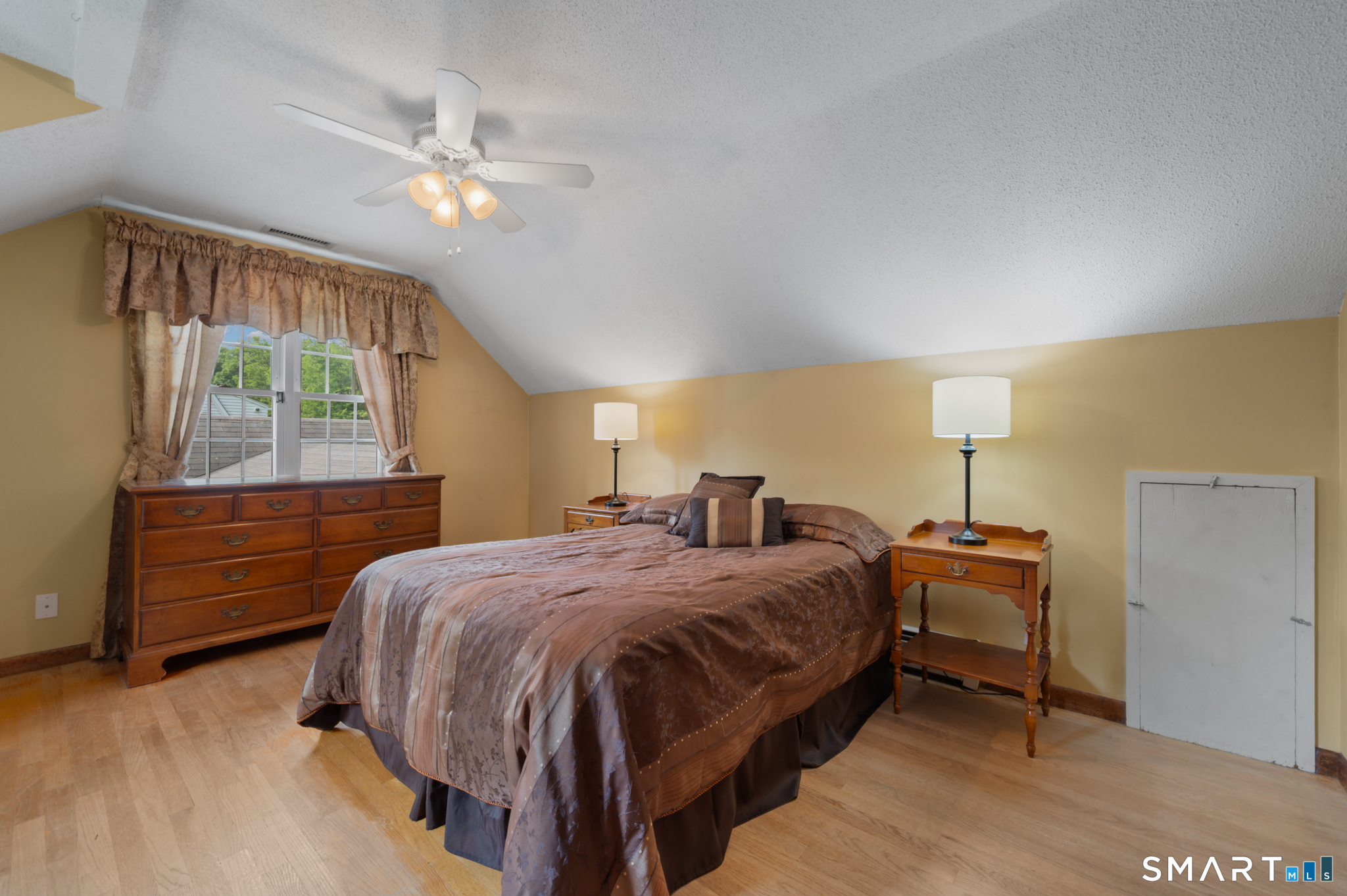 39 Plainfield Street Enfield CT 06082
