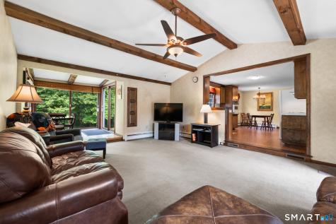 39 Plainfield Street Enfield CT 06082