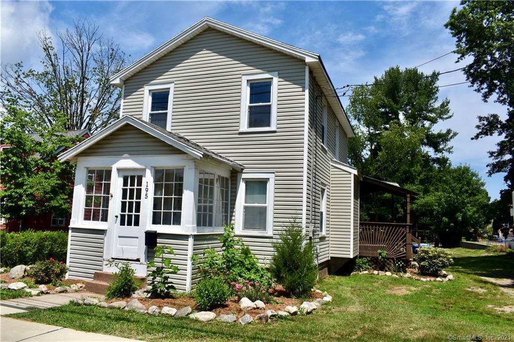 195 Griswold Street Glastonbury CT 06033