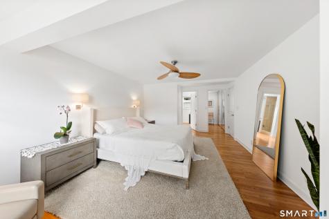 20 Whetstone Hill Court Fairfield CT 06824