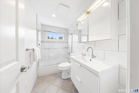20 Whetstone Hill Court Fairfield CT 06824