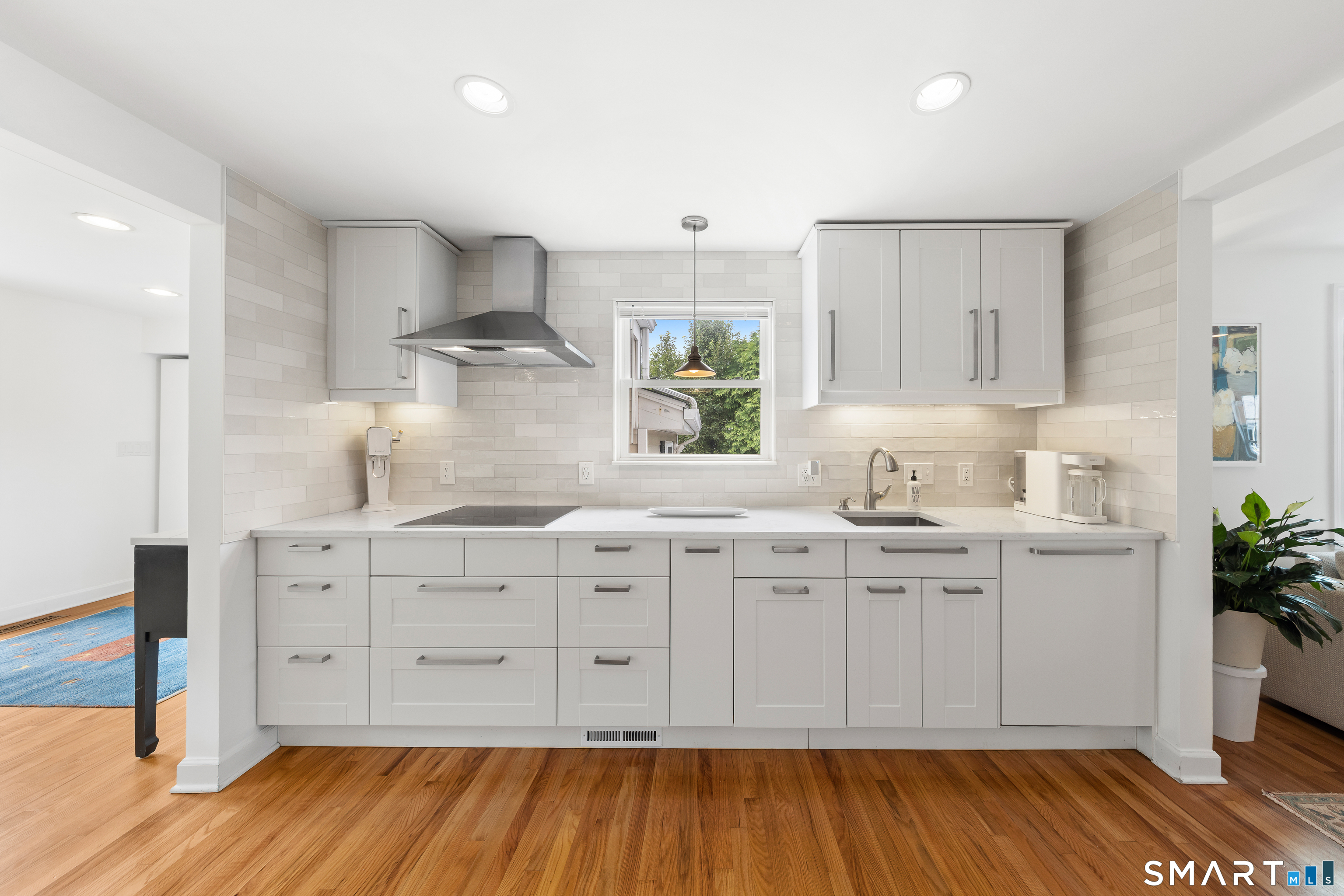 20 Whetstone Hill Court Fairfield CT 06824