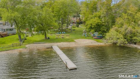 14 Putzel Avenue Guilford CT 06437