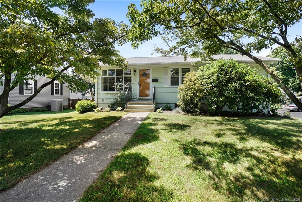 215 Brookbend Drive Stratford CT 06614