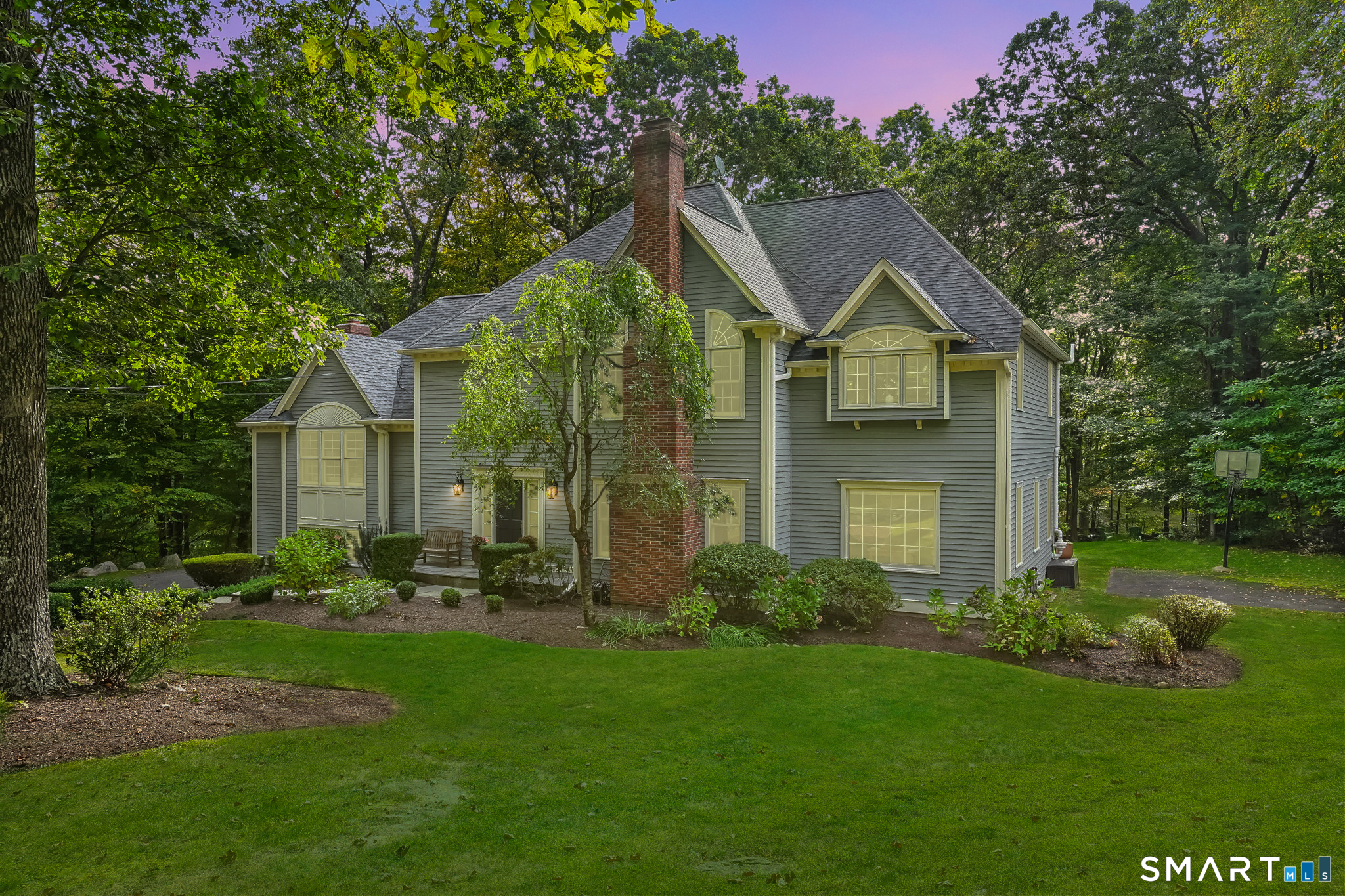 96 Coventry Lane Trumbull CT 06611