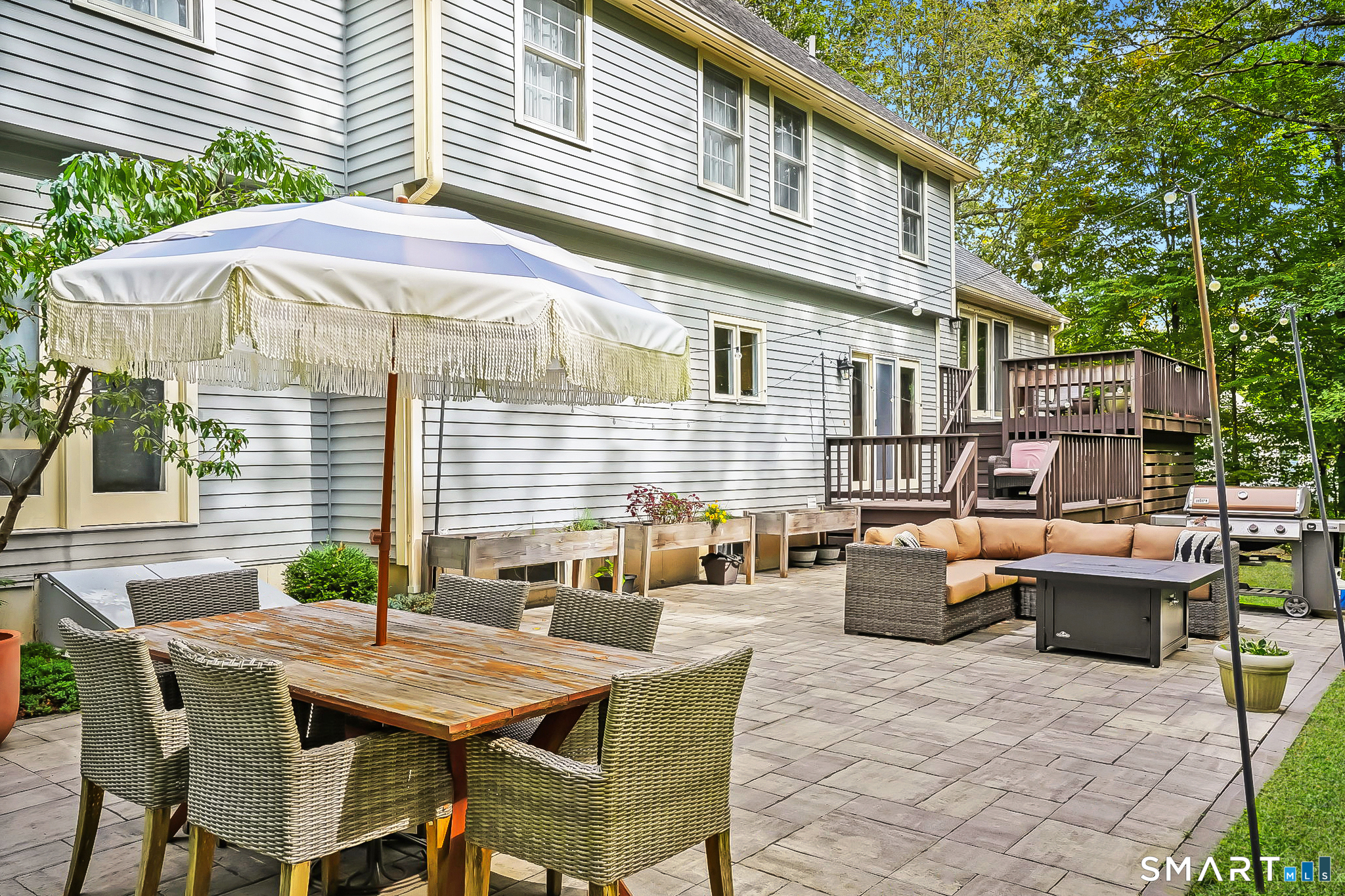 96 Coventry Lane Trumbull CT 06611