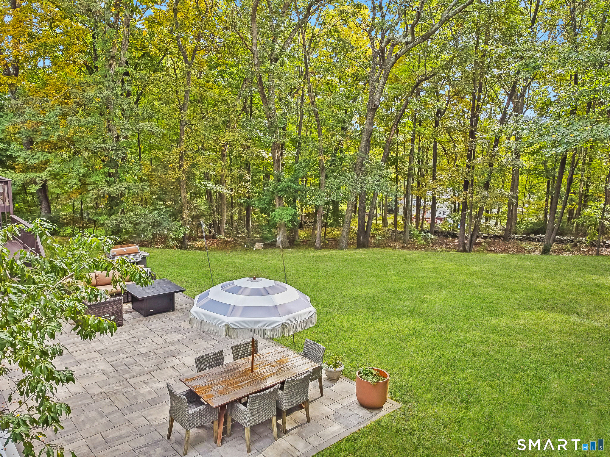 96 Coventry Lane Trumbull CT 06611