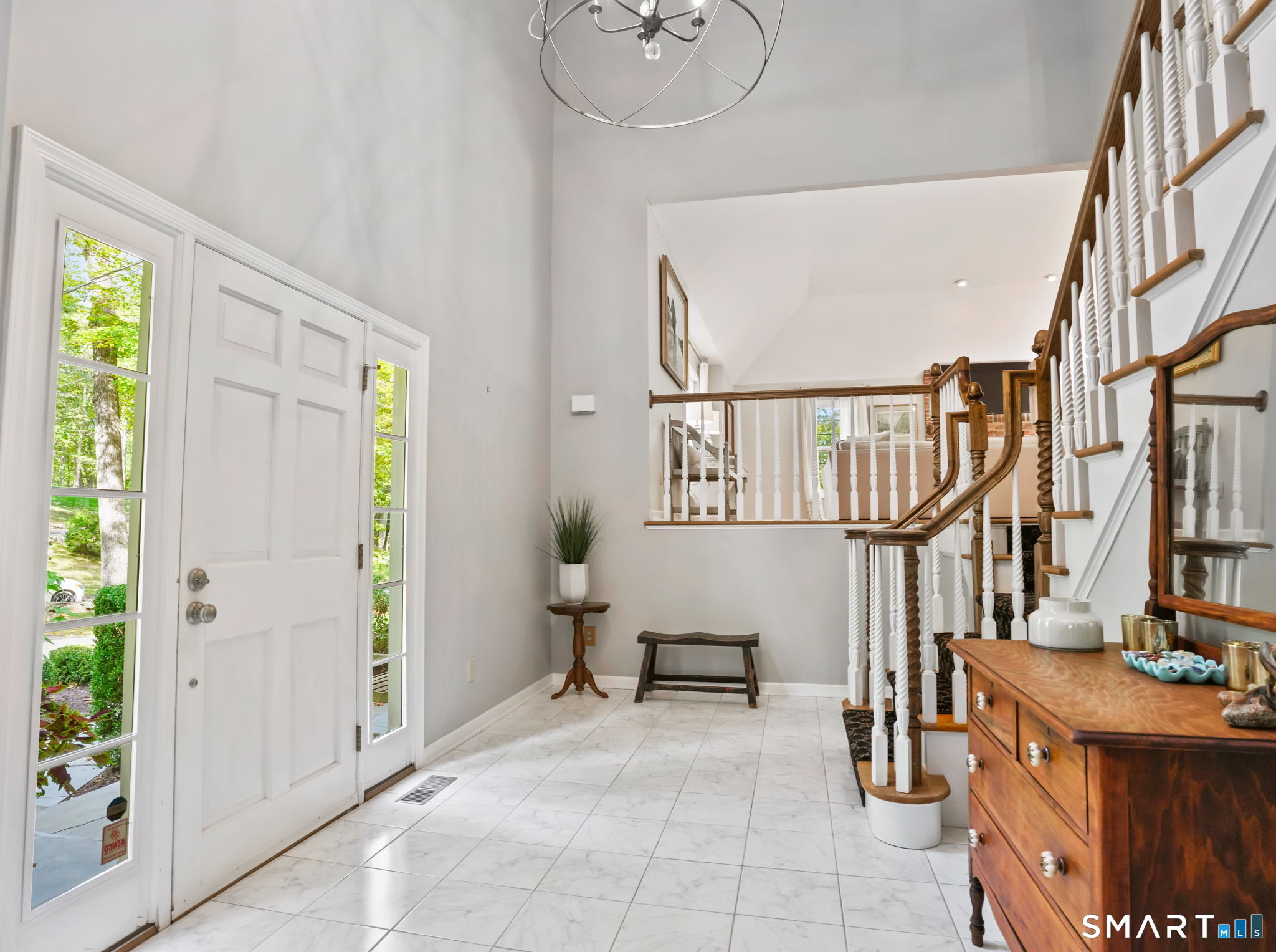 96 Coventry Lane Trumbull CT 06611