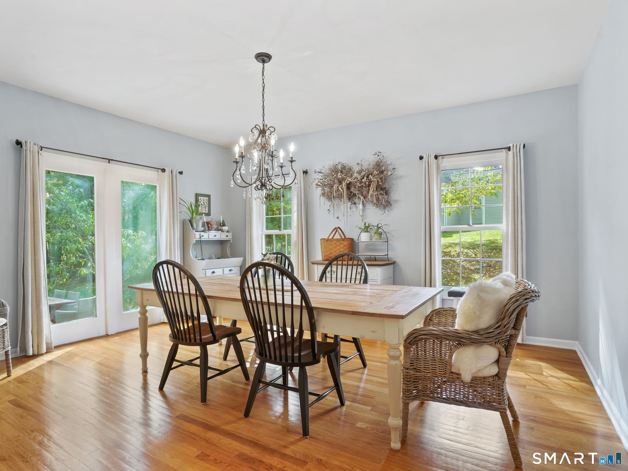 96 Coventry Lane Trumbull CT 06611