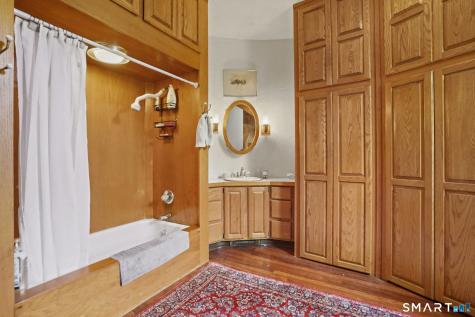 1270 Saybrook Road Haddam CT 06438