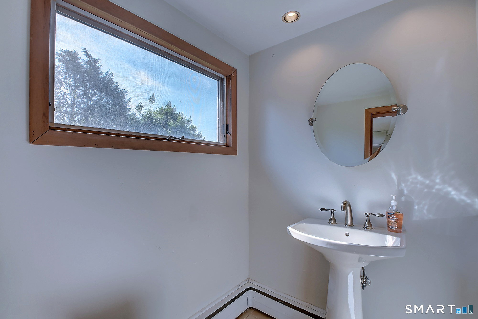 46 Kimball Road Wethersfield CT 06109