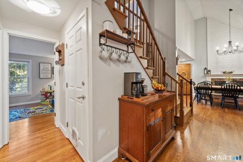 270 Guinevere Ridge Cheshire CT 06410