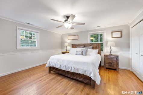 270 Guinevere Ridge Cheshire CT 06410