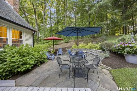 270 Guinevere Ridge Cheshire CT 06410