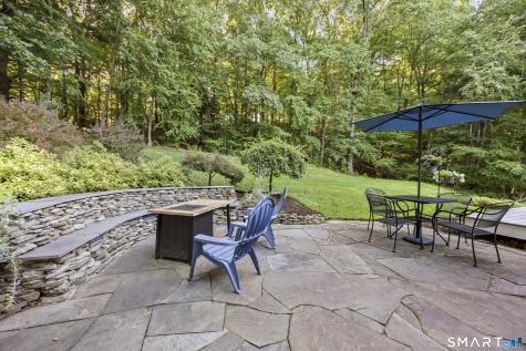 270 Guinevere Ridge Cheshire CT 06410