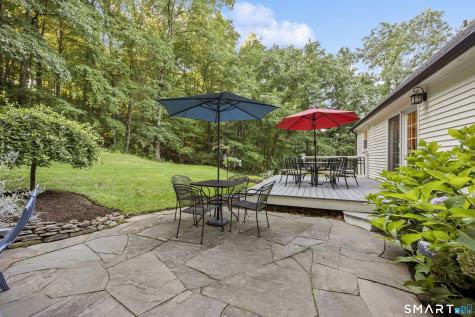 270 Guinevere Ridge Cheshire CT 06410