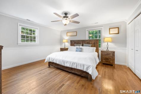270 Guinevere Ridge Cheshire CT 06410