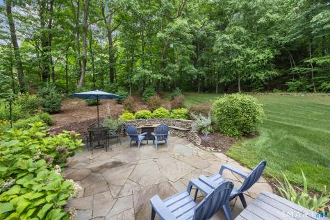 270 Guinevere Ridge Cheshire CT 06410